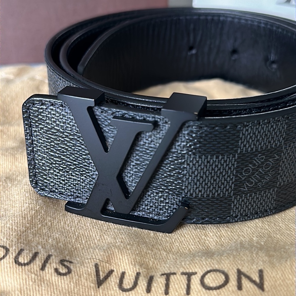 Authentic LV Damier Graphite Belt M9808 - Picture 4 of 14